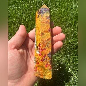 Natural Colorful Realgar Crystal Tower